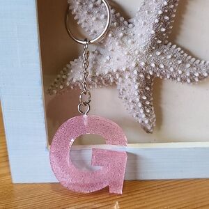 G resin keychain